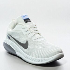 كوتشي مستورد  ابيض كود 135